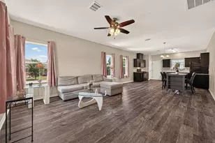 403 S 2nd St, La Porte, TX 77571 - Photo 5