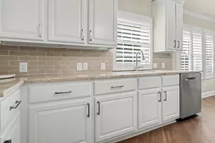2423 Thorndon Park Ct, League City, TX 77573 - Photo 15