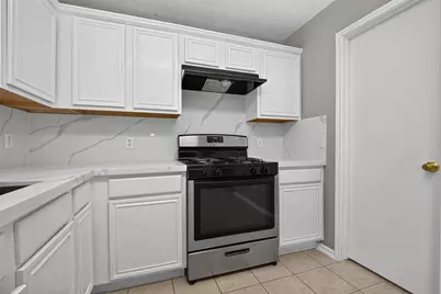 9707 Royal Crest Way, Houston, TX 77083 - Photo 15