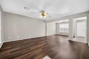 9707 Royal Crest Way, Houston, TX 77083 - Photo 5