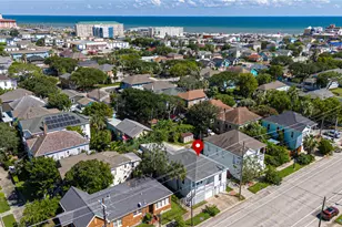 1812 27th St, Galveston, TX 77550 - Photo 5
