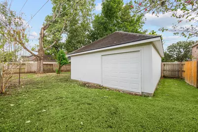 8319 Big Bend Drive, Sugar Land, TX 77479 - Photo 41