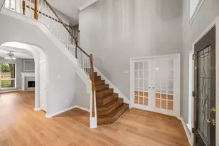 8319 Big Bend Dr, Sugar Land, TX 77479 - Photo 3