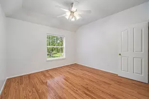 8319 Big Bend Dr, Sugar Land, TX 77479 - Photo 33
