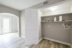 2585 Marilee Ln, Houston, TX 77057 - Photo 19