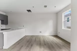 2037 Oak Forest Dr, Houston, TX 77018 - Photo 15
