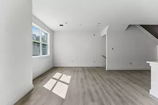 2037 Oak Forest Dr, Houston, TX 77018 - Photo 5