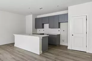 2037 Oak Forest Dr, Houston, TX 77018 - Photo 23