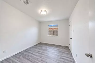 9907 Towne Brook Lane, Sugar Land, TX 77498 - Photo 11