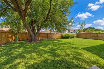 9907 Towne Brook Lane, Sugar Land, TX 77498 - Photo 17