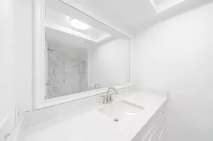 9907 Towne Brook Ln, Sugar Land, TX 77498 - Photo 9