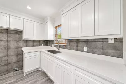 9907 Towne Brook Lane, Sugar Land, TX 77498 - Photo 5