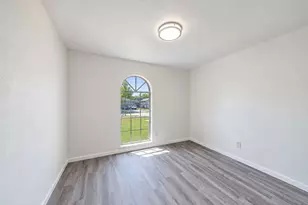 9907 Towne Brook Ln, Sugar Land, TX 77498 - Photo 15