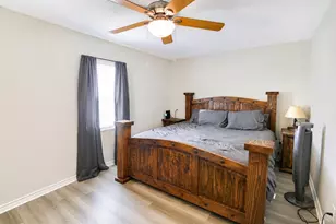 1422 Papendorf Ln, West Columbia, TX 77486 - Photo 5