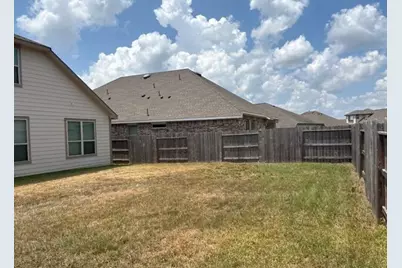24019 Hawthorn Lakes Drive, New Caney, TX 77357 - Photo 29