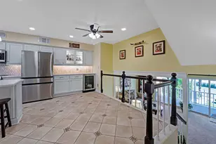 3 Tiki Cir, Tiki Island, TX 77554 - Photo 5