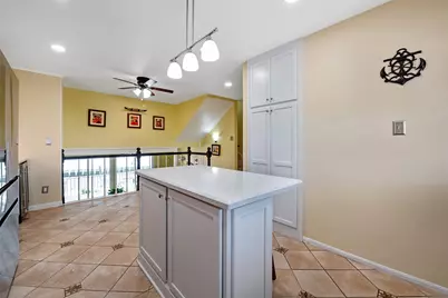 3 Tiki Circle, Tiki Island, TX 77554 - Photo 13