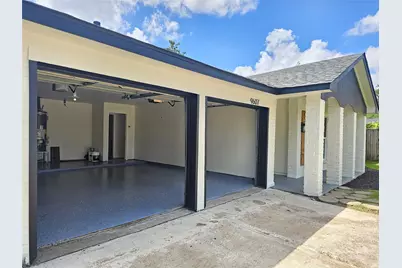 9607 Kemp Forest Drive, Houston, TX 77080 - Photo 17