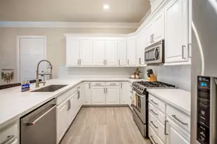 4236 Drake St, Houston, TX 77005 - Photo 9