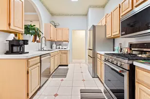 10618 Springbrook Dr, Houston, TX 77041 - Photo 3