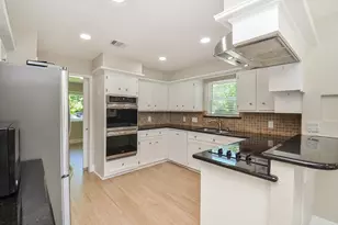 1511 Holly River Dr, Houston, TX 77077 - Photo 13