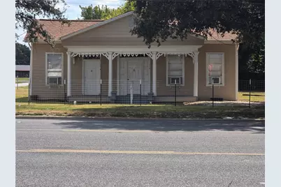601A West Washington Avenue #A, Navasota, TX 77868 - Photo 1