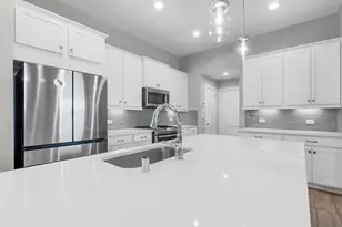 731 Lacebark Elm Trl, Conroe, TX 77318 - Photo 11