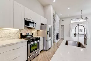 2004 Blodgett St, Houston, TX 77004 - Photo 3