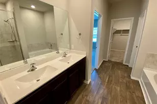 13832 Rock Island Trl, Conroe, TX 77384 - Photo 17