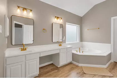 431 Cardinal Oaks, Kemah, TX 77565 - Photo 25