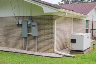 1904 N Pine St, Woodville, TX 75979 - Photo 27