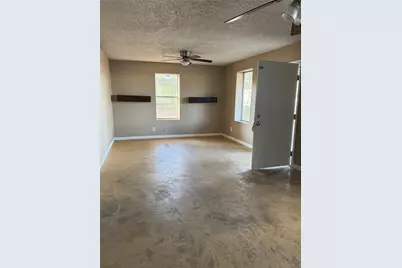 506 S Mechanic Street, El Campo, TX 77437 - Photo 9