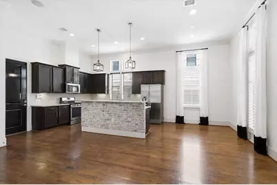 3219 Maxroy Street, Houston, TX 77008 - Photo 13