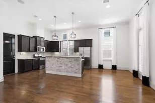 3219 Maxroy St, Houston, TX 77008 - Photo 13
