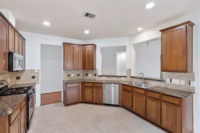 21579 Tims Harbor Dr Drive, Kingwood, TX 77339 - Photo 11