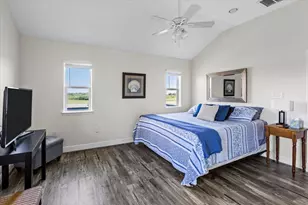 3902 Pirates Beach Ct, Galveston, TX 77554 - Photo 21