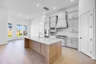 9202 Ocean Onyx Dr, Cypress, TX 77433 - Photo 3