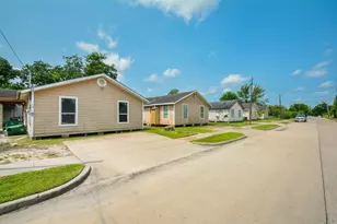 6010 Collingsworth, Houston, TX 77026 - Photo 1