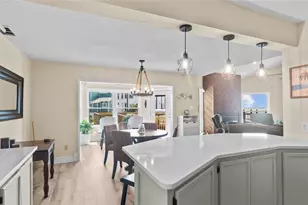 1315 23rd St, Dickinson, TX 77539 - Photo 9