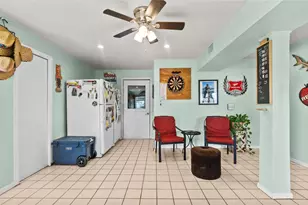 1315 23rd St, Dickinson, TX 77539 - Photo 23