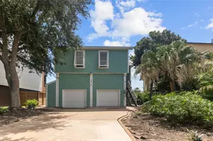 1315 23rd St, Dickinson, TX 77539 - Photo 5