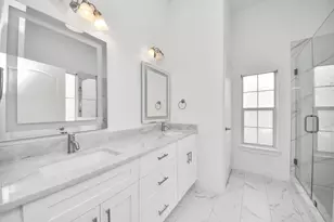 917 McKinney Park Ln, Houston, TX 77003 - Photo 13
