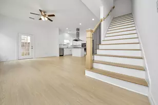 917 McKinney Park Ln, Houston, TX 77003 - Photo 5
