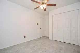 10914 Sela Ln, Houston, TX 77072 - Photo 13