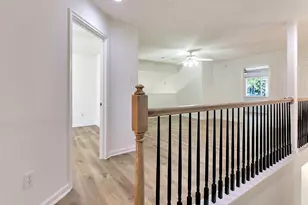 22 Queenscliff Circle, The Woodlands, TX 77382 - Photo 31