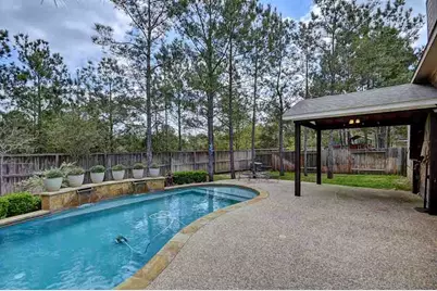 22 Queenscliff Circle, The Woodlands, TX 77382 - Photo 3