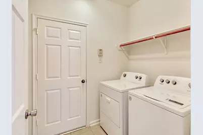 22 Queenscliff Circle, The Woodlands, TX 77382 - Photo 25