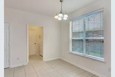 22 Queenscliff Circle, The Woodlands, TX 77382 - Photo 19