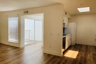 9809 Richmond Ave, Houston, TX 77042 - Photo 7