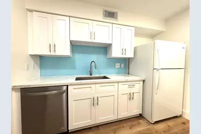 9809 Richmond Avenue #F7, Houston, TX 77042 - Photo 3